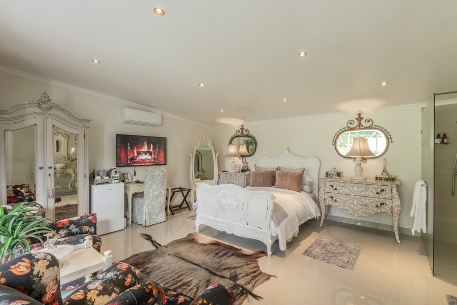 4 Bedroom Property for Sale in Napier Western Cape